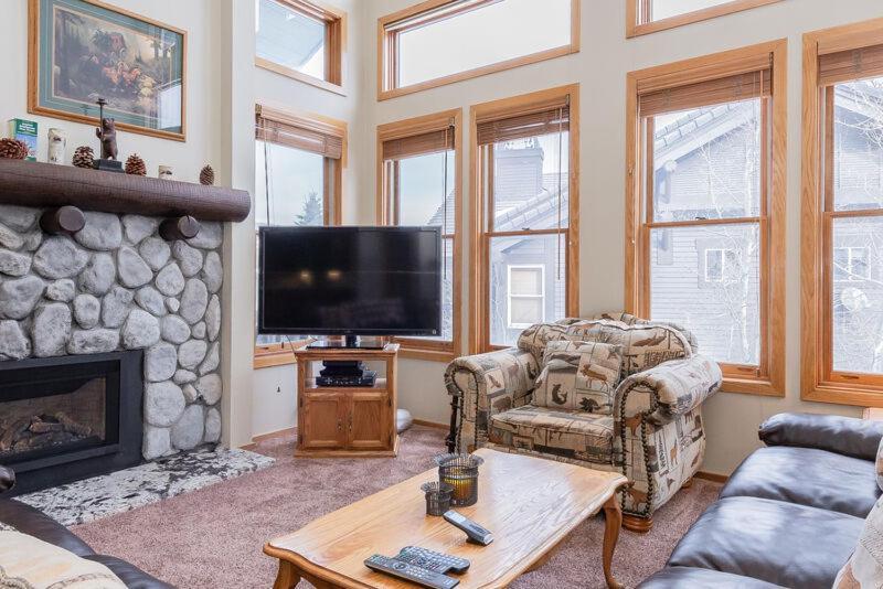 マンモス・レイクス Snowcreek #856 Phase Vヴィラ 部屋 写真